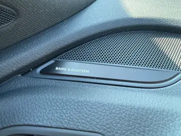 AUDI Q5 40 TDI qu. S line Matrix B&O Pano AHK Kamera