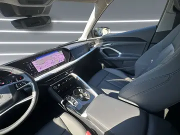 AUDI Q5 TFSI S line Tech pro AHK PANO 360  MATRIX 20