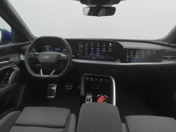 AUDI Q5 Sportback 2.0 TFSI 2x S line  AHK MATRIX 20&…