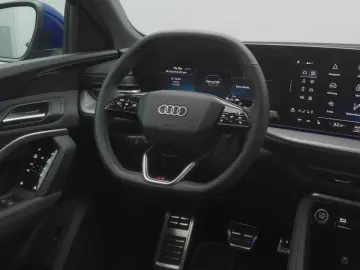 AUDI Q5 Sportback 2.0 TFSI 2x S line  AHK MATRIX 20&…