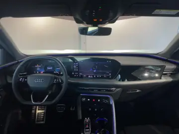 AUDI Q5 2.0 TFSI Quattro S-Line Navi Led Ahk Carplay