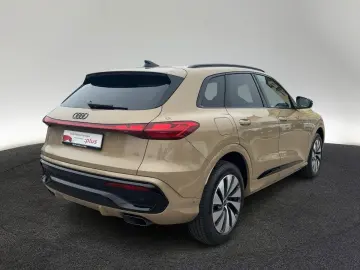 AUDI Q5 S-Line TFSI AHK MATRIX NAVI PANO NEUES MODELL