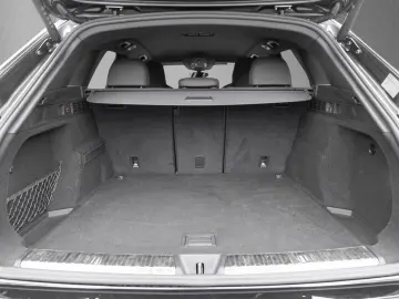AUDI Q5 2.0 TDI S line edition one Tech pro AHK Matri