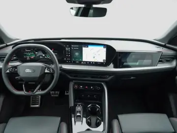 AUDI Q5 2.0 TDI S line edition one Tech pro AHK Matri