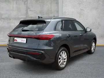 AUDI Q5 SUV TDI qu S line AHK Kameras Beifahrerdispla