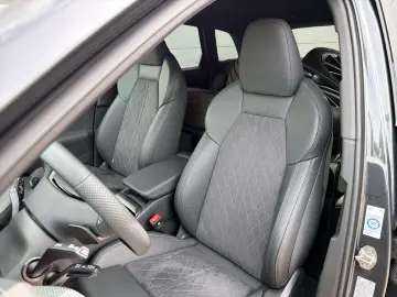 AUDI Q5 SUV TDI qu S line AHK Kameras Beifahrerdispla
