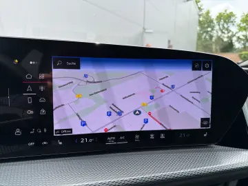 AUDI Q5 SUV TDI qu S line AHK Kameras Beifahrerdispla