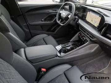 AUDI Q5 edition one quattro S-tronic S-Line TECH PLUS