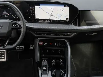 AUDI Q5 edition one quattro S-tronic S-Line TECH PLUS