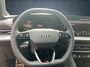 AUDI Q5 40 TDI S-tronic S line quattro AHK ACC NAVI S
