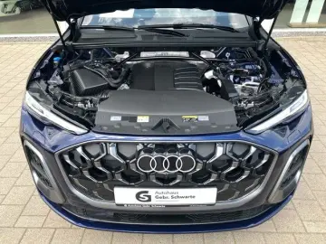 AUDI Q5 40 TDI S-tronic S line quattro AHK ACC NAVI S