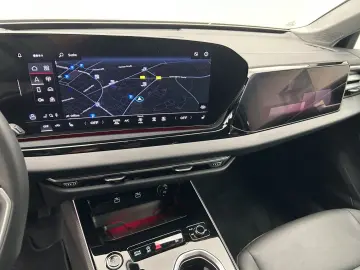 AUDI A6 Avant TFSI Navi LED HUD B&O PDC Virtual Cockp
