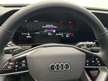 AUDI A6 Avant TFSI Navi LED HUD B&O PDC Virtual Cockp