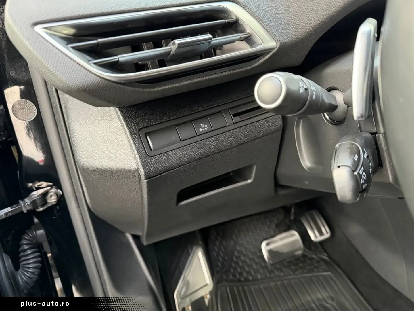 Peugeot 5008 PureTech 130 EAT8 Stop & Start GT