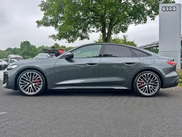 AUDI A5 Limousine e-hybrid qu PANO B&O LEDER MASSAGE