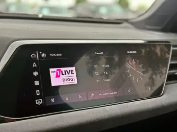 AUDI A5 Limousine e-hybrid qu PANO B&O LEDER MASSAGE
