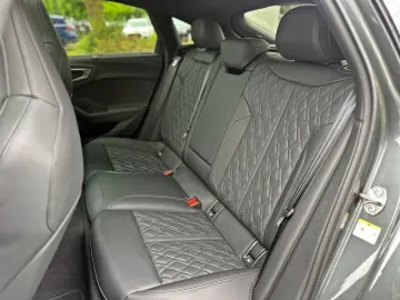 AUDI A5 Limousine e-hybrid qu PANO B&O LEDER MASSAGE