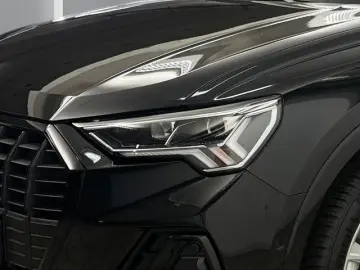AUDI Q3 S line AHK Navi LED Allwetter Komfortpaket Vi