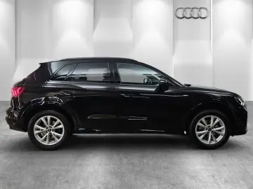 AUDI Q3 S line AHK Navi LED Allwetter Komfortpaket Vi