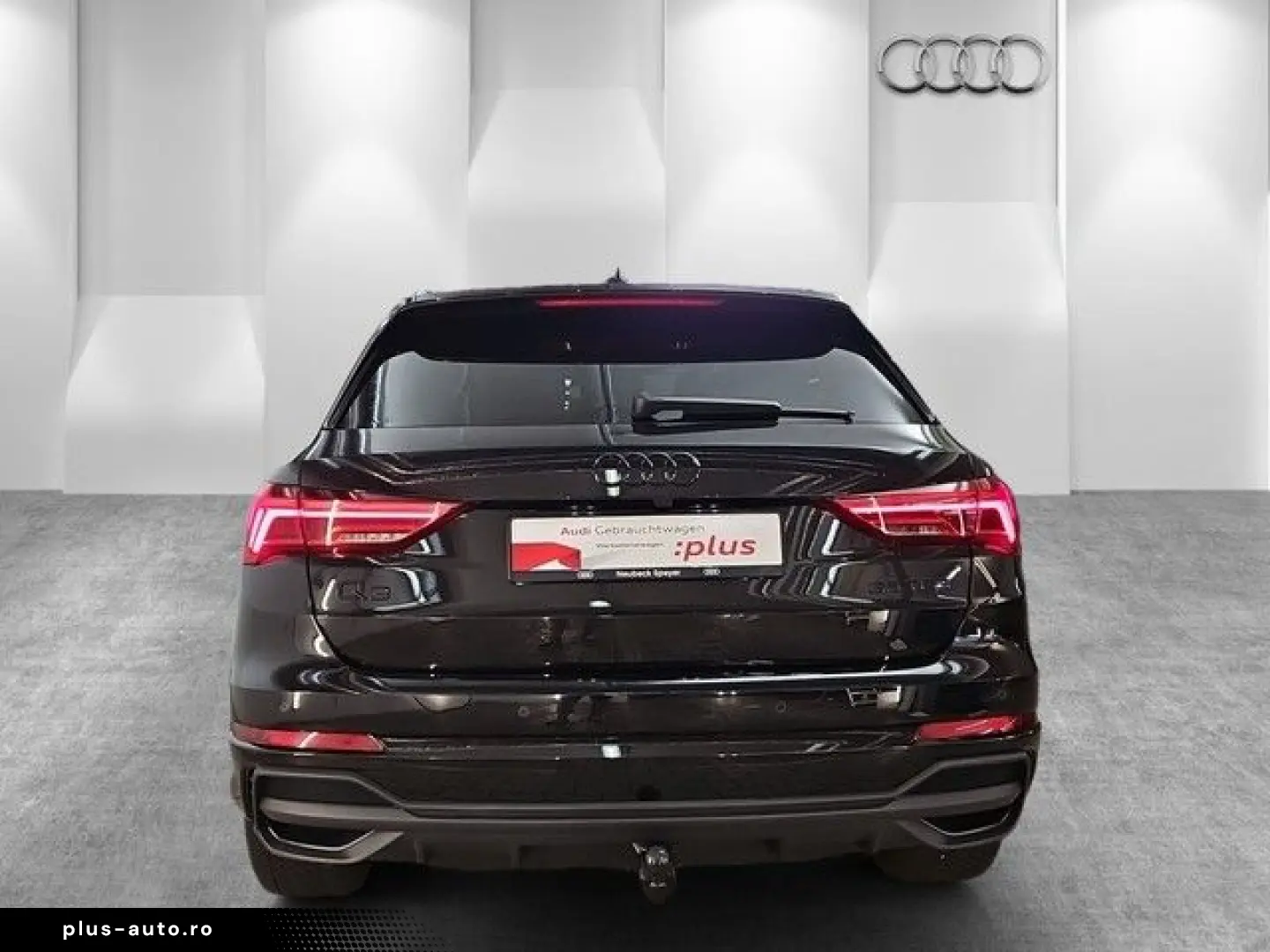 AUDI Q3 S line AHK Navi LED Allwetter Komfortpaket Vi