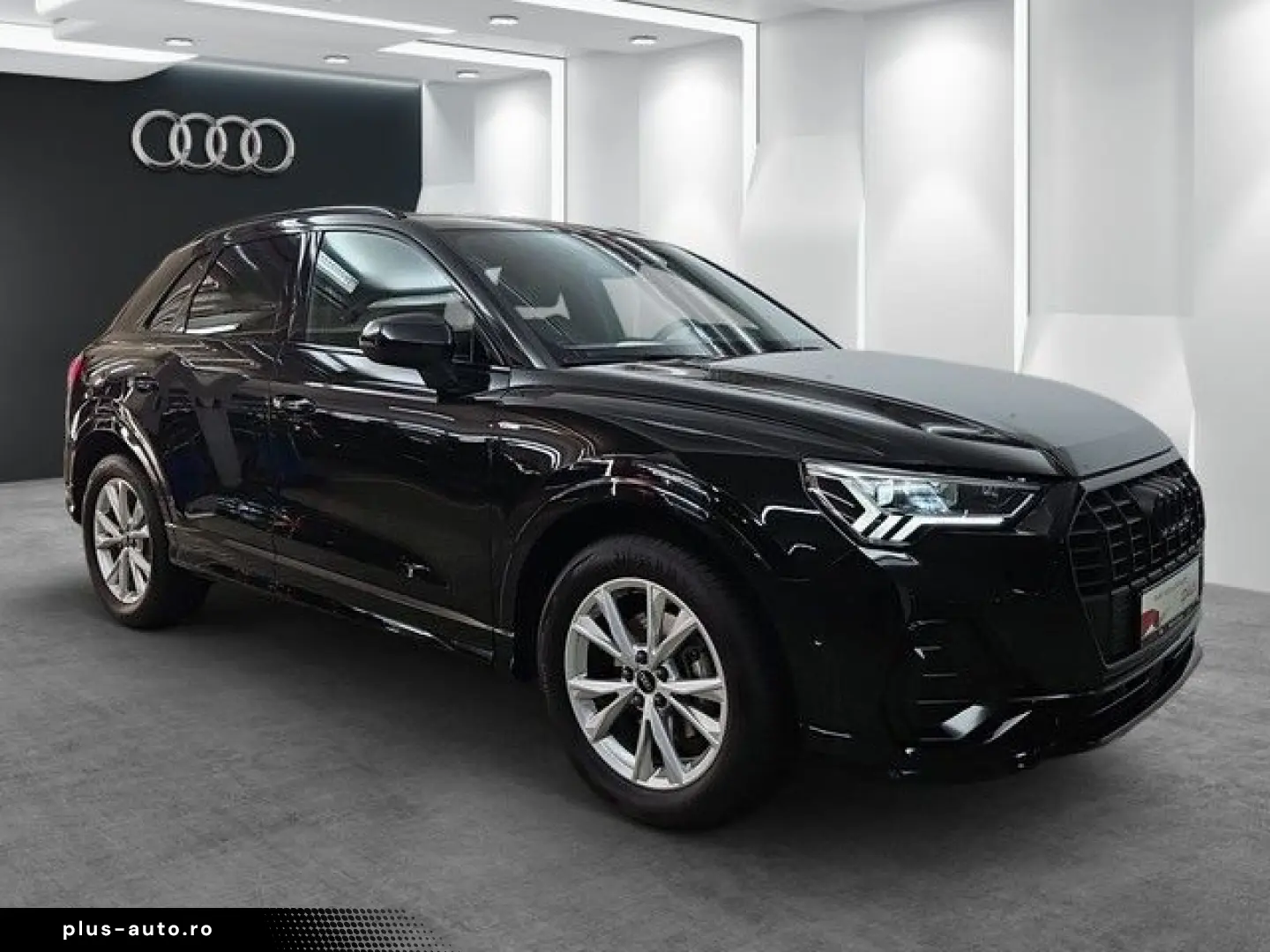 AUDI Q3 S line AHK Navi LED Allwetter Komfortpaket Vi