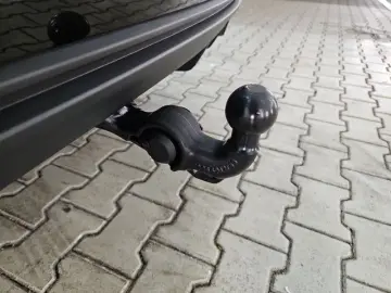 AUDI Q3 S line AHK Navi LED Allwetter Komfortpaket Vi