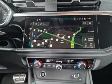 AUDI Q3 Sportback 35 TFSI S-line S-tronic Navi SONOS