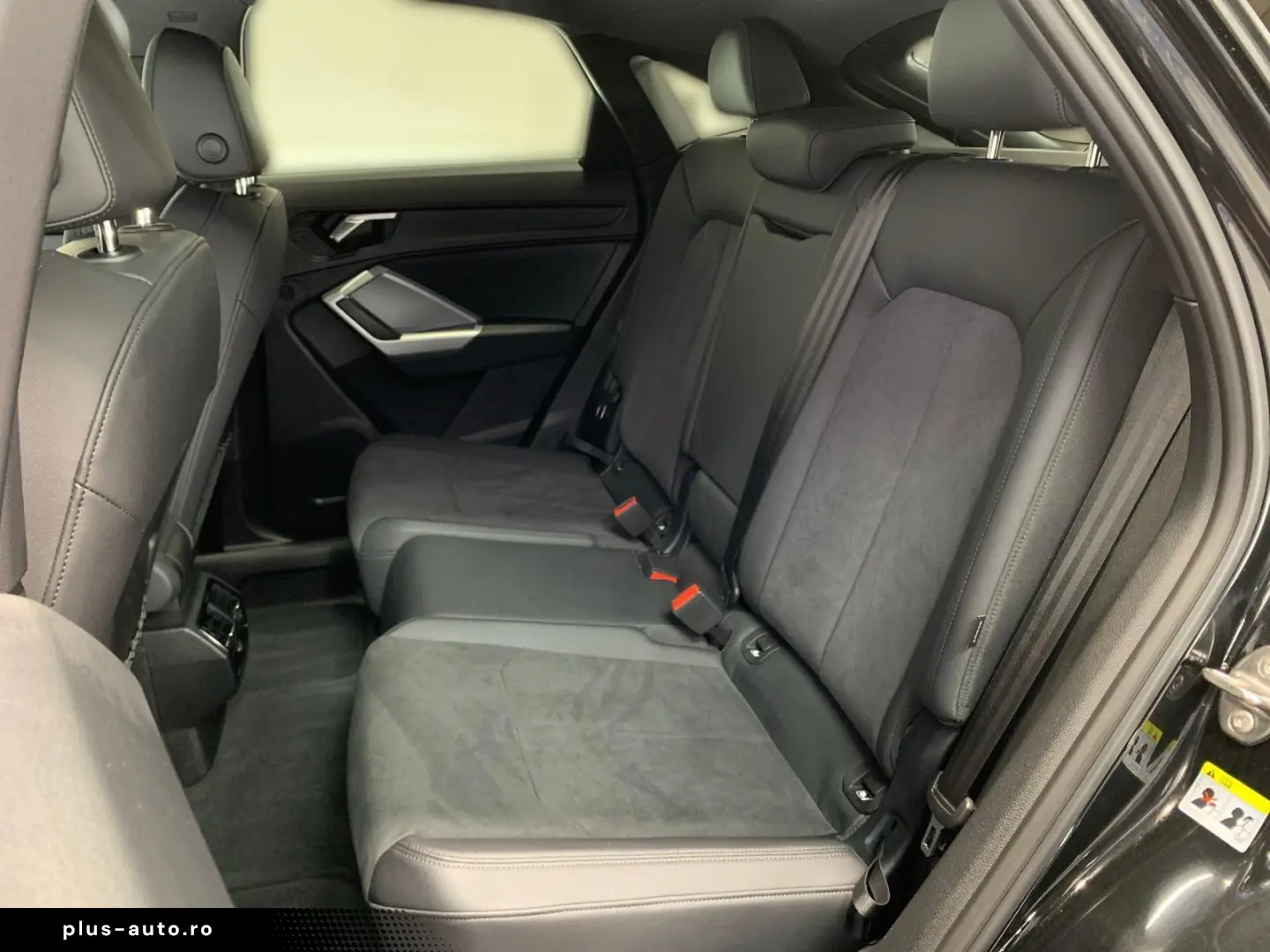 AUDI Q3 Sportback 35 TDI S LINE LED PANO OPTIK NAV VC