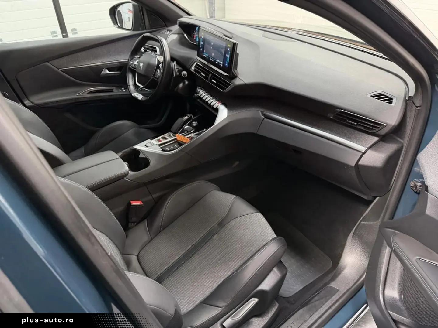 Peugeot 3008 PHEV 300 EAT8 4X4 GT