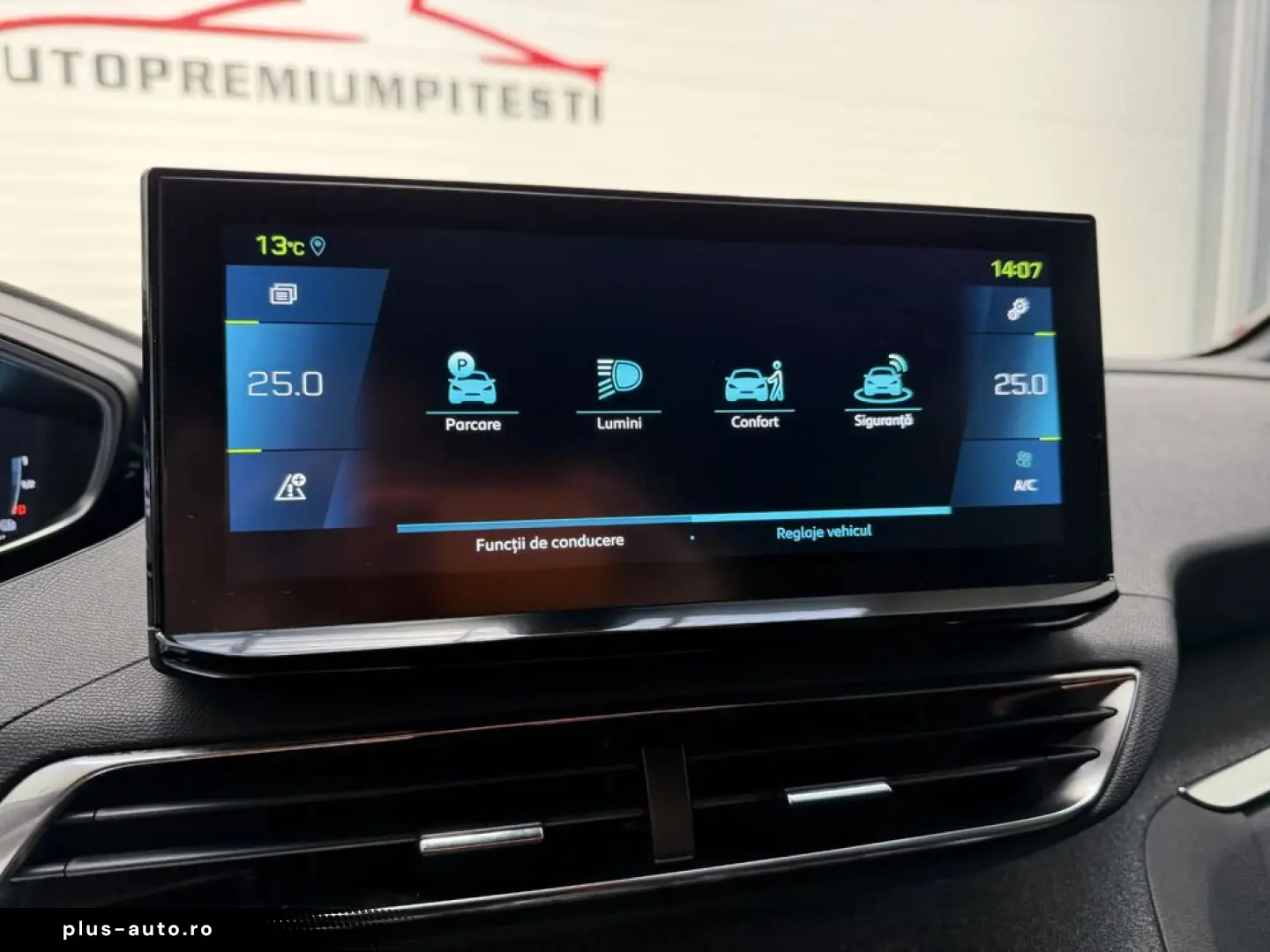 Peugeot 3008 PHEV 300 EAT8 4X4 GT