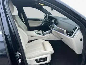 BMW X6 xDr30d MSpo Laser Massage Ventilation
