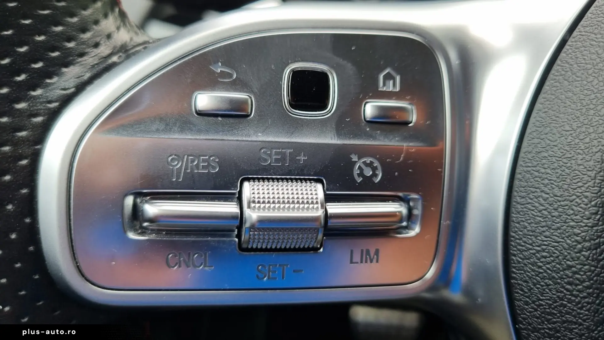 Mercedes-benz GLA  benzina  automat