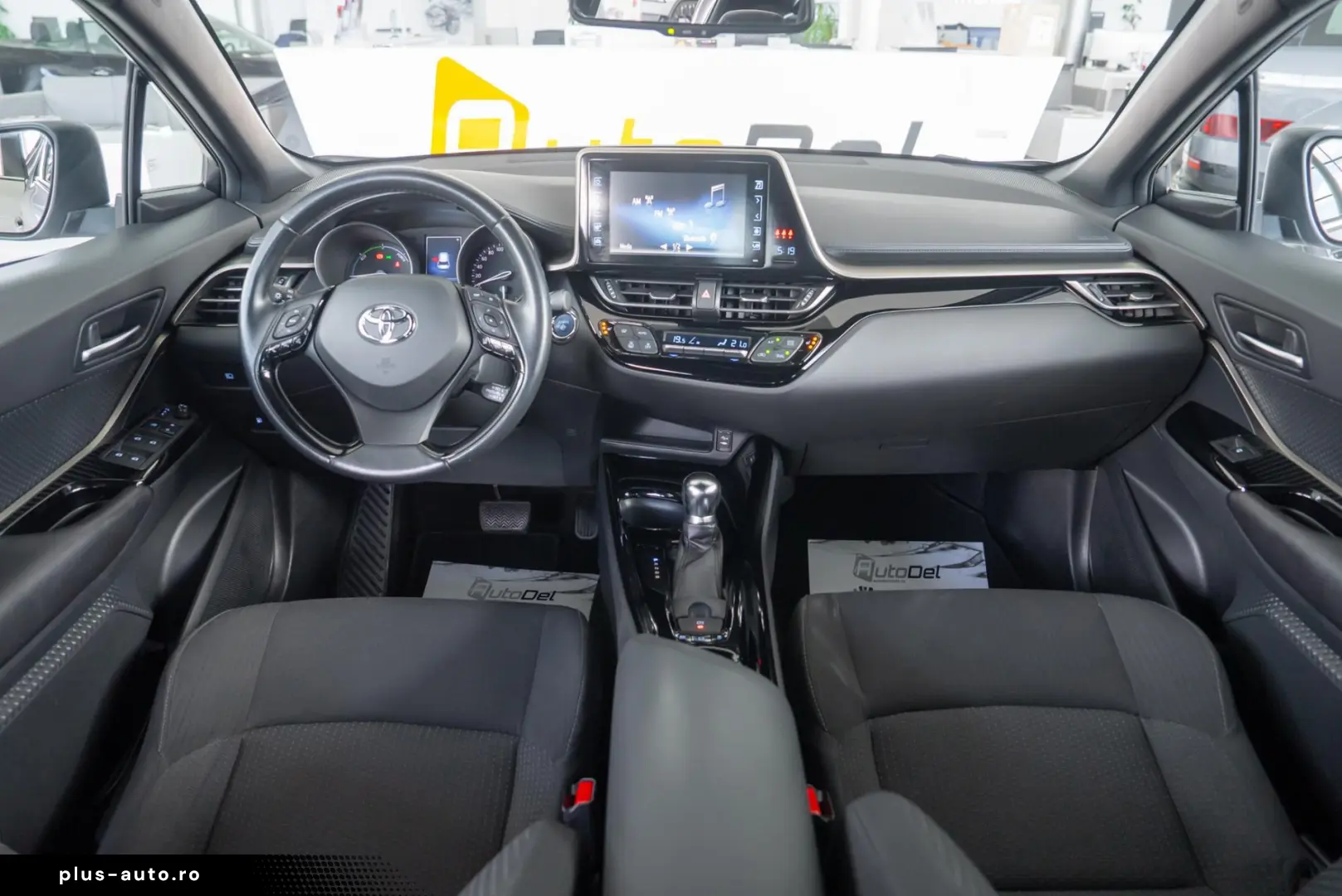 Toyota C-HR 1.8 16V Efficiency Hybrid