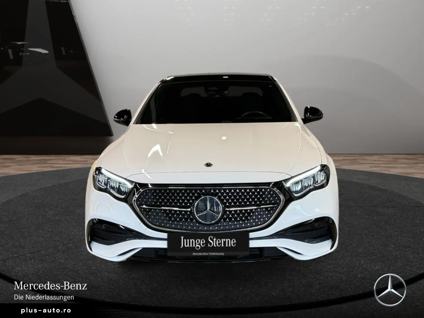 MERCEDES-BENZ E 220 d AMG Advanced PANO NIGHT DISTR &hellip;