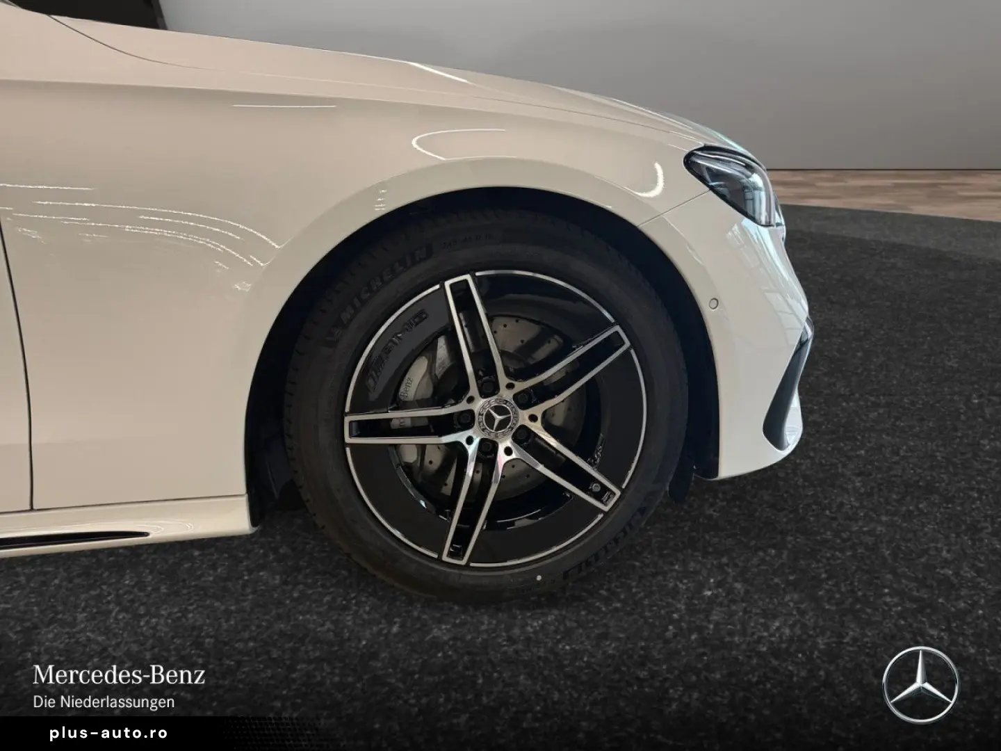 MERCEDES-BENZ E 220 d AMG Advanced PANO NIGHT DISTR &hellip;