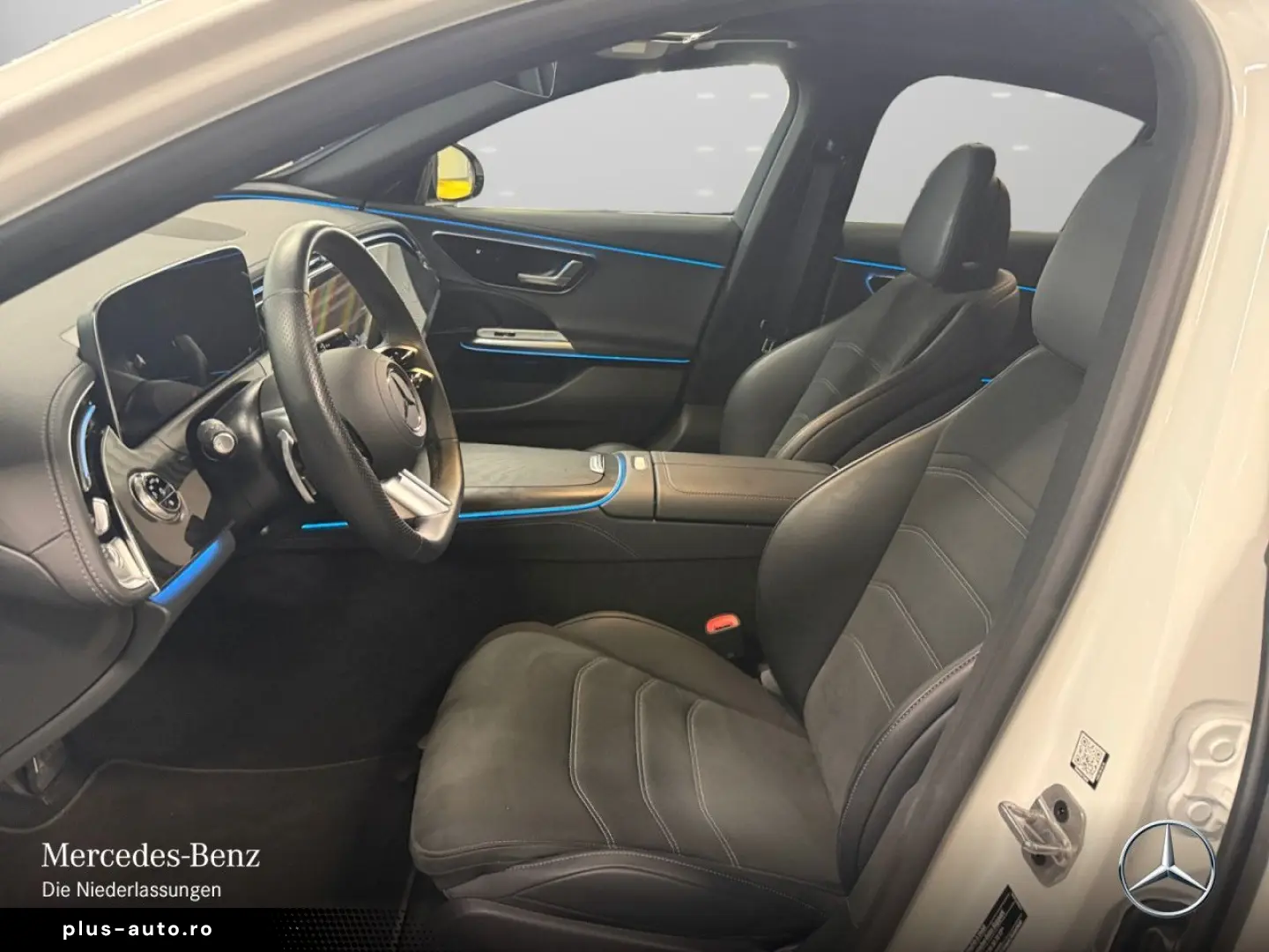 MERCEDES-BENZ E 220 d AMG Advanced PANO NIGHT DISTR &hellip;