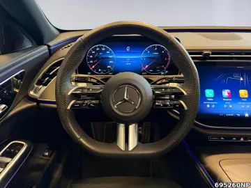 MERCEDES-BENZ E 220 d AMG Night Pano Digital-Light M…