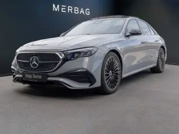 MERCEDES-BENZ E 200 4M  AMG Night Pano 20'&apos…