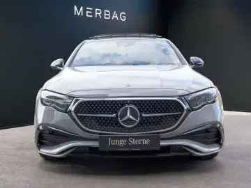 MERCEDES-BENZ E 200 4M  AMG Night Pano 20'&apos…