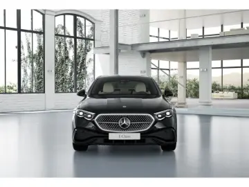 MERCEDES-BENZ E 220 d AMG Burm Pano Digital Light Keyless