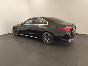 MERCEDES-BENZ E 220 d AMG Advanced  21 Zoll DigiLight Pano
