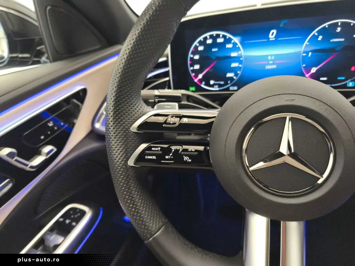 MERCEDES-BENZ E 220 d AMG Advanced  21 Zoll DigiLight Pano