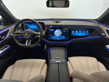 MERCEDES-BENZ E 220 d AMG Advanced  21 Zoll DigiLight Pano