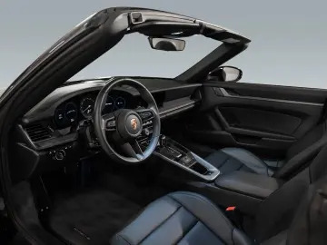 PORSCHE 992 Carrera Cabriolet BOSE Surround View PDLS