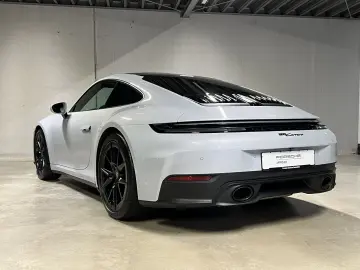 PORSCHE 992 (911) Carrera  Sportabgas  BOSE  84 Liter