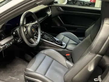 PORSCHE 992 (911) Carrera  Sportabgas  BOSE  84 Liter