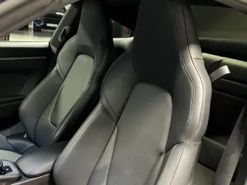PORSCHE 992 (911) Carrera  Sportabgas  BOSE  84 Liter