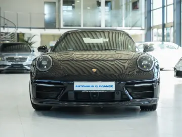 PORSCHE 992 Cabrio 4 S SPORT-DESIGN CHRONO LIFT CARBON