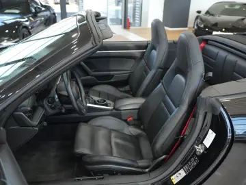 PORSCHE 992 Cabrio 4 S SPORT-DESIGN CHRONO LIFT CARBON