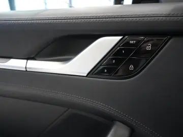 PORSCHE 992 Cabrio 4 S SPORT-DESIGN CHRONO LIFT CARBON